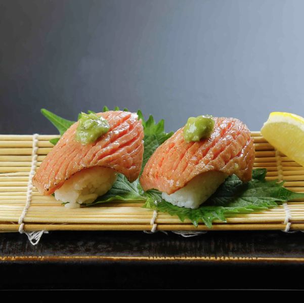 【肉寿司も人気です】最強カルビの和牛にぎり(2貫)