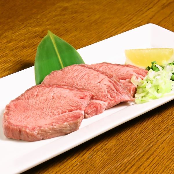 [Drink with Wagyu beef yakiniku] Fresh, high-quality domestic brand beef and a wide variety of a la carte dishes ◆ For individuals and groups