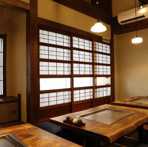 The 2nd floor is a spacious space where you can relax in the sunken kotatsu style.If you remove the partition, you can use it for various banquets such as reunions, launches, year-end parties, welcome parties, and more!