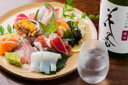 Fresh sashimi and sake!