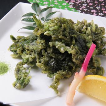 (Summer only) Fried seaweed tempura