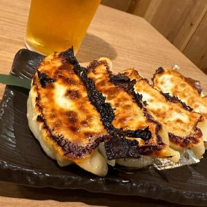 黑猪肉饺子 4个