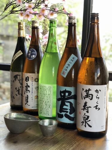 A selection of sake selected carefully from across the country