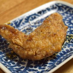 Spicy fried chicken wings