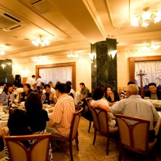 [Welcome and Farewell Party] Image of a chartered banquet