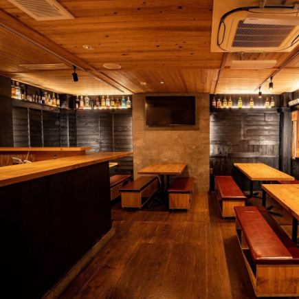 【私人包場套餐 x 含無限暢飲】包下整個三樓,享受美食美酒! <15-27人 x 2小時使用時間>