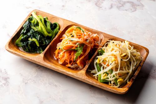 彩りナムル盛り合わせ