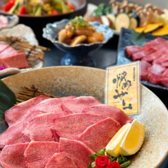 王道の大皿焼肉盛り合わせ＜全8品＞4000円(税込)