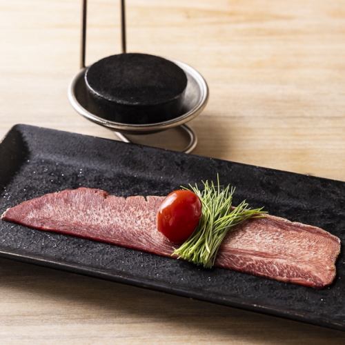 龍の玉子の牛タン巻き