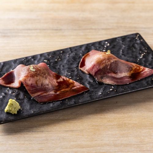 牛タン寿司（1ヶ）