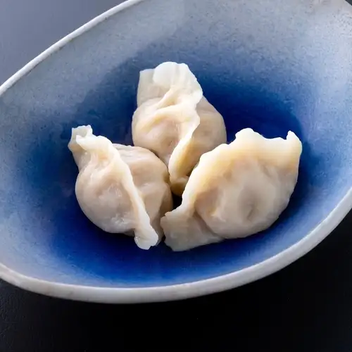 海鮮と野菜入り黒豚肉の北京家庭風水餃子(3個)