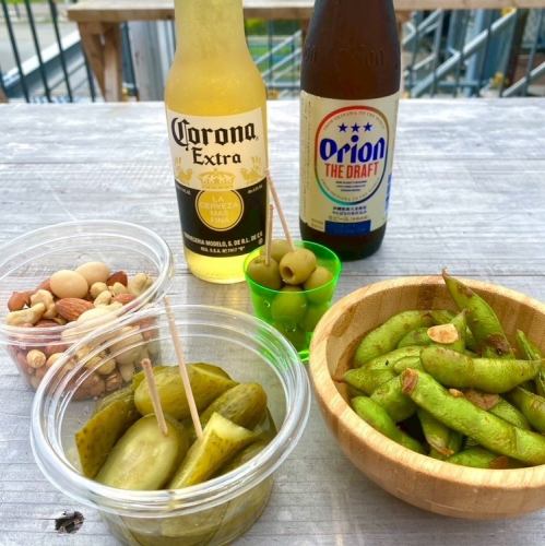 【アラカルト料理】ドリンクの楽しみが倍増！気軽に味わえる一口サイズのお料理です