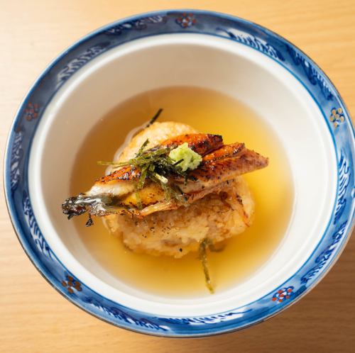 うなぎ乗せ　焼きおにぎり茶漬け