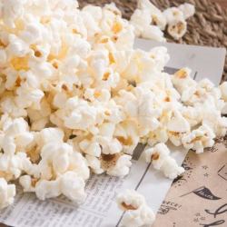 Freshly popped popcorn