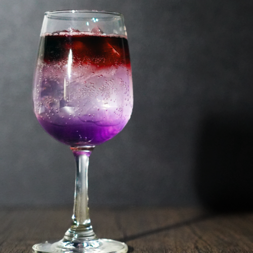 正宗鸡尾酒每杯250日元