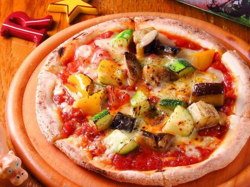 [Camel Pizza] No. 4 Plump Vegetables and Anchovies