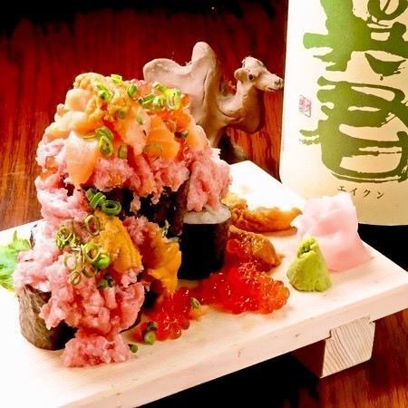 【歓送迎会1日1組限定!】プレート付♪海鮮のっけ寿司と和牛赤身ステーキ9品+120分[飲放]⇒3500円