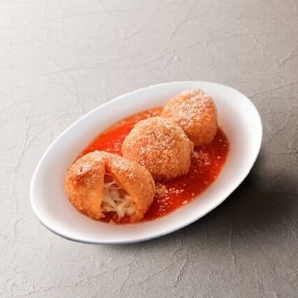 イタリア郷土料理ライスコロッケ