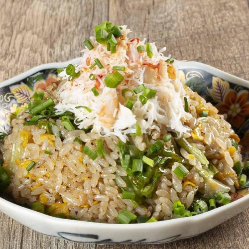 Crab and lettuce fried rice