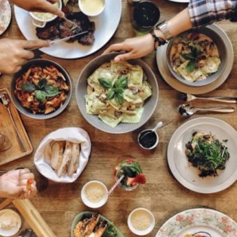 皆でワイワイ！お好きなものをビュッフェスタイルで★・飲み放題付き