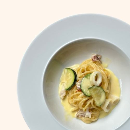 // Squid & Zucchiniin Saffron Cream - イカとズッキーニのサフランクリームパスタ -