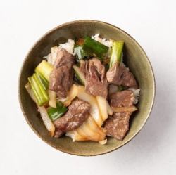 ジューシー牛ハラミ丼