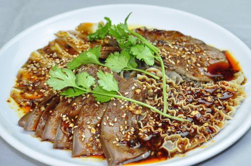 豚耳、ハチノス四川風和え
