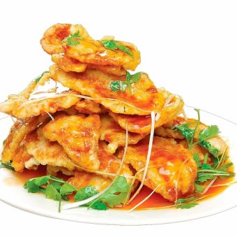 【NEWおすすめ】揚げ豚肉の甘酢炒め/牛肉,ラム肉のクミン炒め