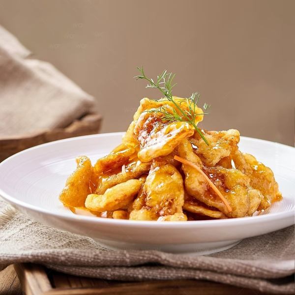 제일의 추천 요리☆튀김 돼지고기의 감초 볶음 1480엔(부가세 포함)