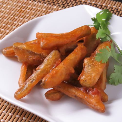 야채 샐러드 / 유자 모래 간 / 달콤한 새우 튀김 / 우엉 튀김 / 향신료 완화 / 닭 날개 튀김 / 춘권 / 대만 스타일 오이 각