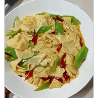 절임 배추와 봄비 볶음/피망과 말린 두부볶음 각