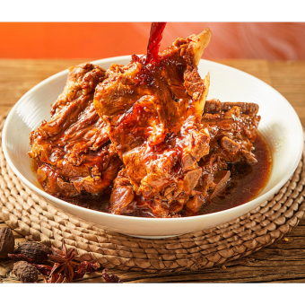 돼지발 간장 조림/사천풍 볶음