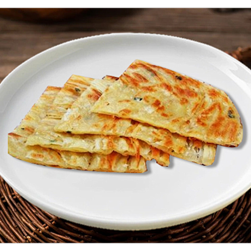 구운 부추 만두 (3 개) / 구운 냉면 / 파 기름 떡 각