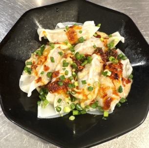 煮担担饺子
