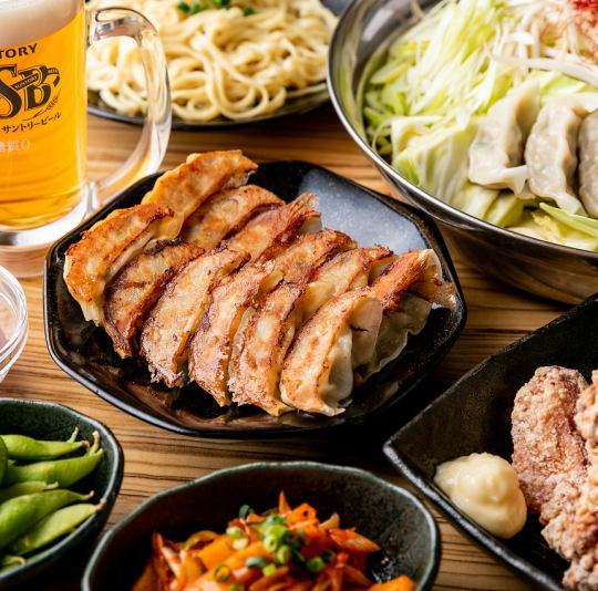 【大満足！鍋付き餃子三昧コース♪】生ビール付♪120分飲み放題付き10品！5500→5000円