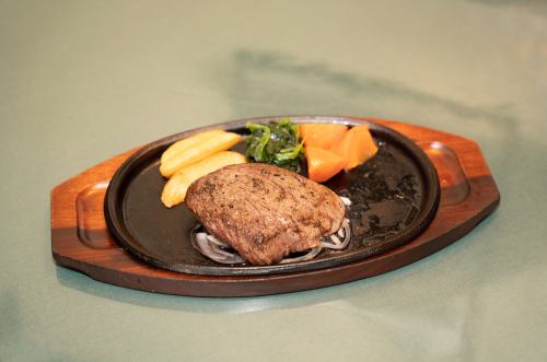 If you want to eat steak, go to Kakomiya!!
