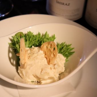 ポテトサラダ にんにくアンチョビ風味