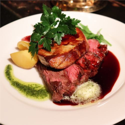 牛フィレ肉＆フォアグラのソテー フォアグラとマッシュルームの赤ワインソース