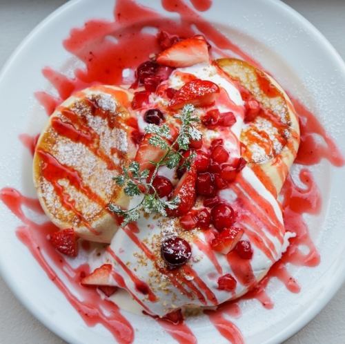 ミックスベリーパンケーキ