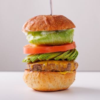 アボカドチーズバーガー