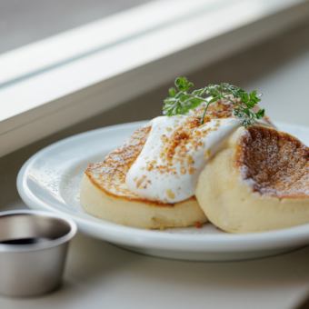 生クリームパンケーキ