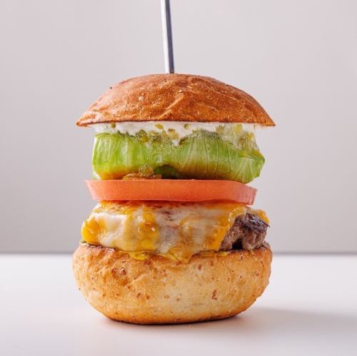 コルビージャックチーズバーガー