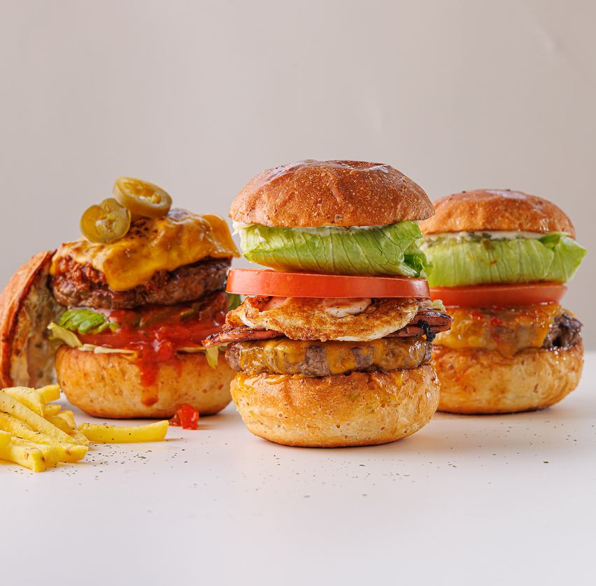 【東山公園駅すぐ!】お洒落空間で味わう本格バーガー体験