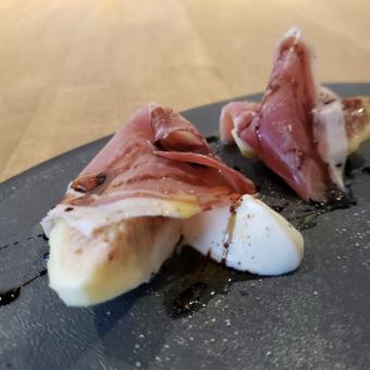 [Hors d'oeuvres] Fig, prosciutto, cream cheese