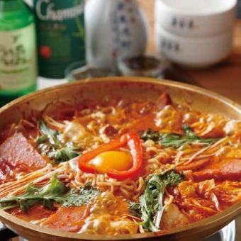 Budae Jjigae (for 2~3 people)