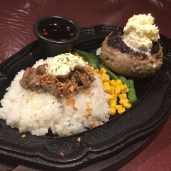 【平日限定】ハーフガーリックライス&牛100%ハンバーグセット