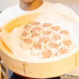 【飲み放題＋水炊き】すっぴん贅沢コース　7700円（税込）