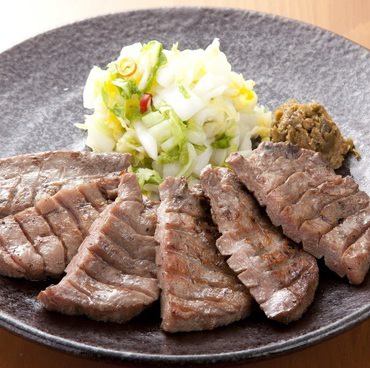 こだわりの牛たんは食べ応え抜群♪めちゃくちゃうまい！