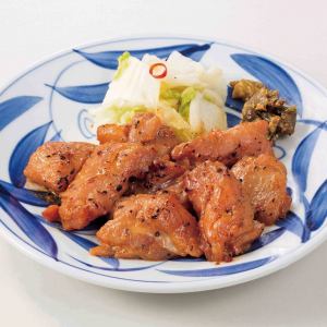 やわらか鶏もも(ピリ辛ソース)