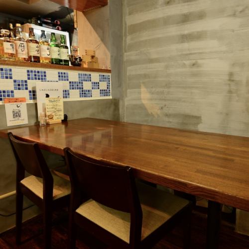 ４名様テーブル